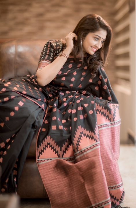 Neelima Esai – South Indian actress photos in saree