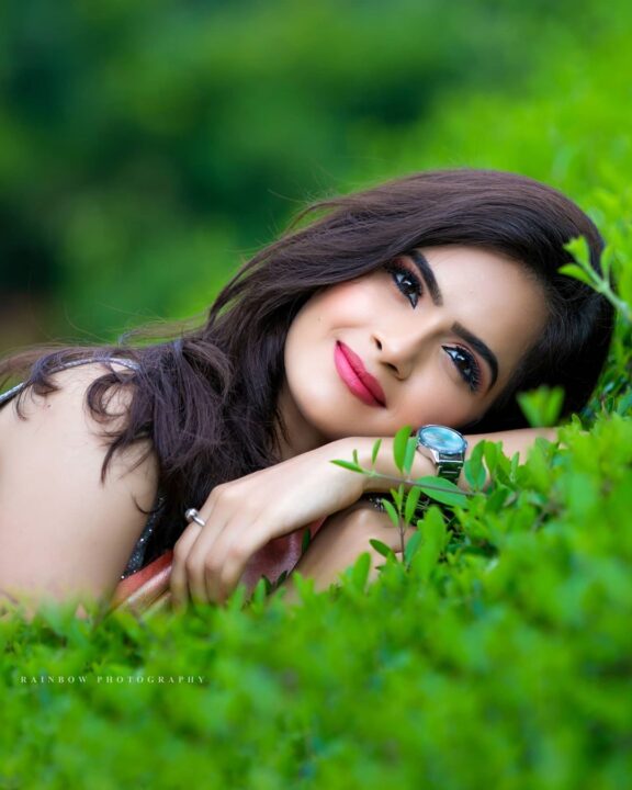 Siri Prahlad in peach color saree photos