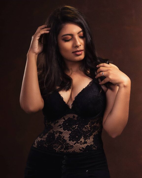 Aysh Ayrav hot photoshoot stills