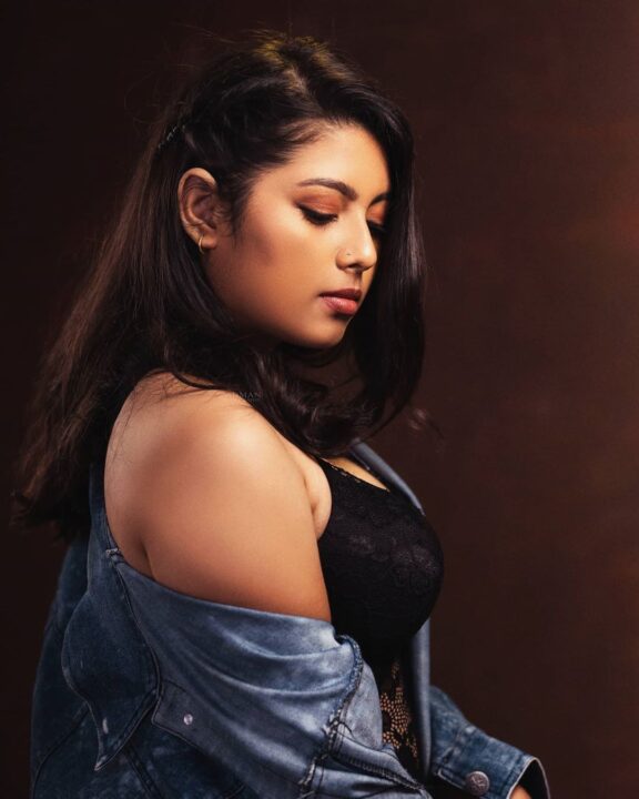 Aysh Ayrav hot photoshoot stills