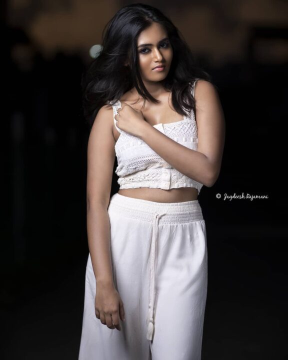 Tamil actress and model Neethu Vasudevan latest photos