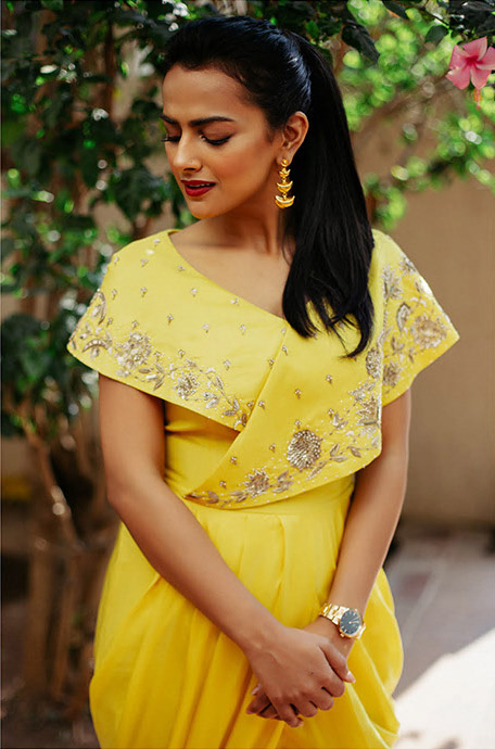 Shraddha Srinath in yellow drape dress photos