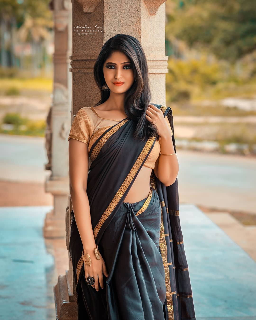 Bengaluru based beautiful model Srilakshmi Navale saree photos