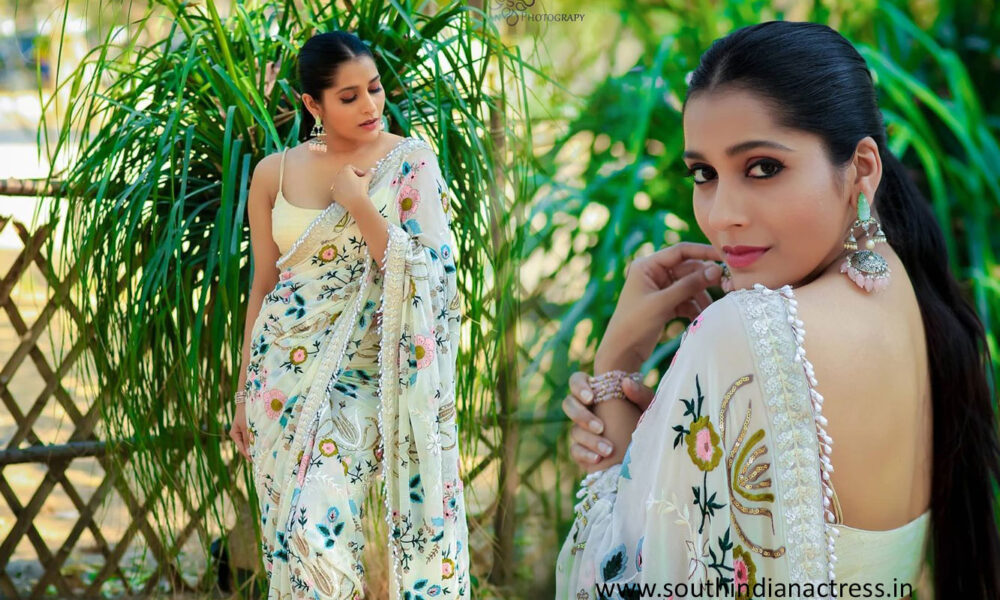 Rashmi Gautam in saree photos