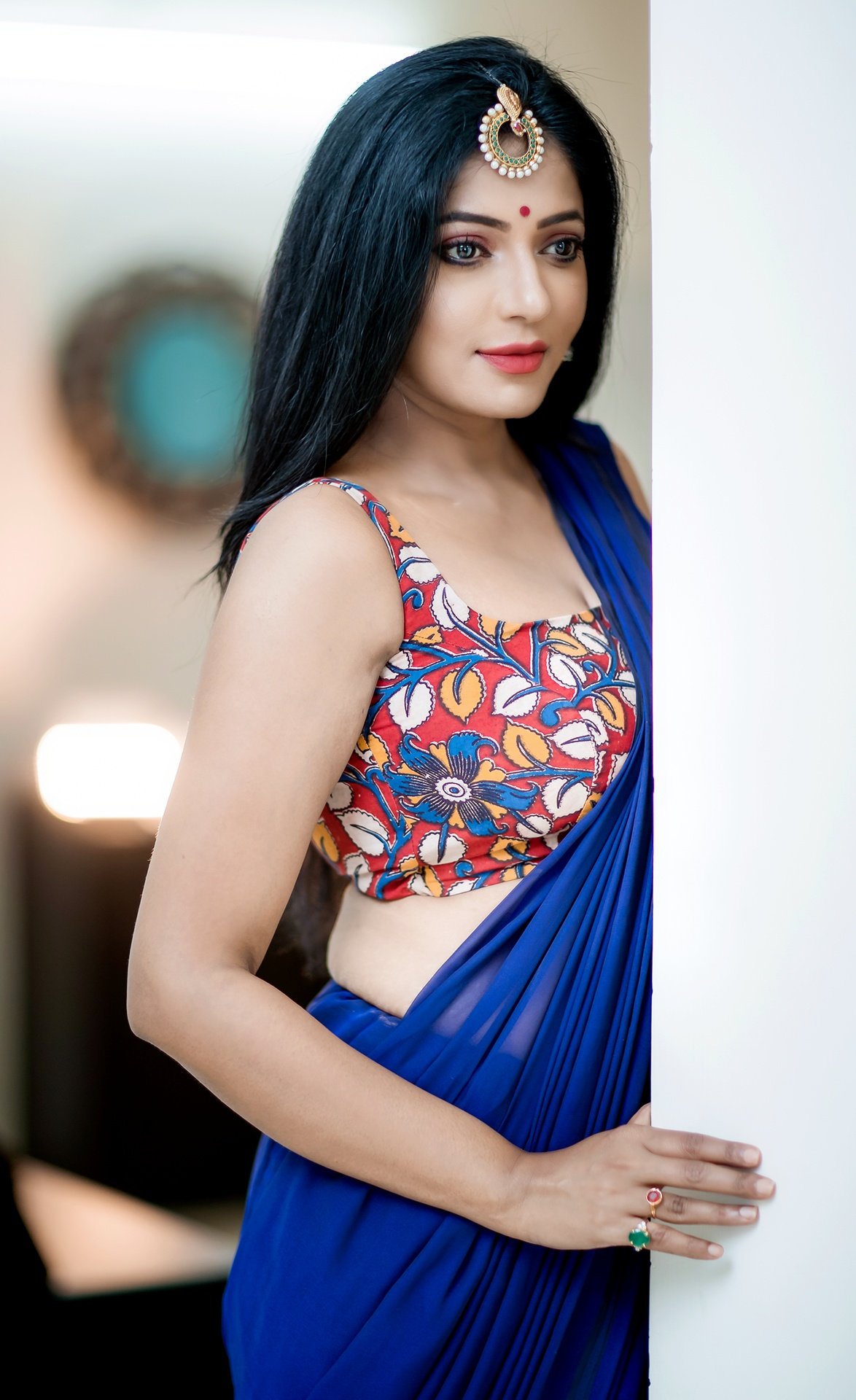 Reshma Pasupuleti Hot Photos In Saree South Indian Actress