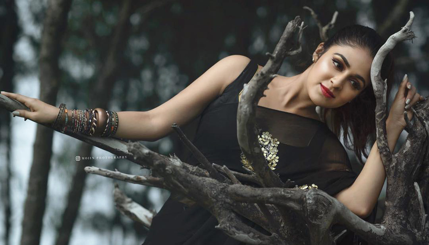 Malayalam television actress Malavika Wales latest photoshoot stills