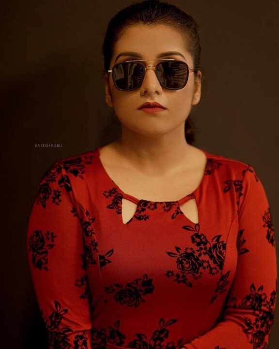 Malayalam actress Sarayu Mohan latest photos