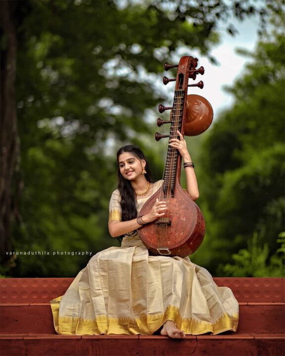 Anaswara Rajan photos in Kerala traditional outfit