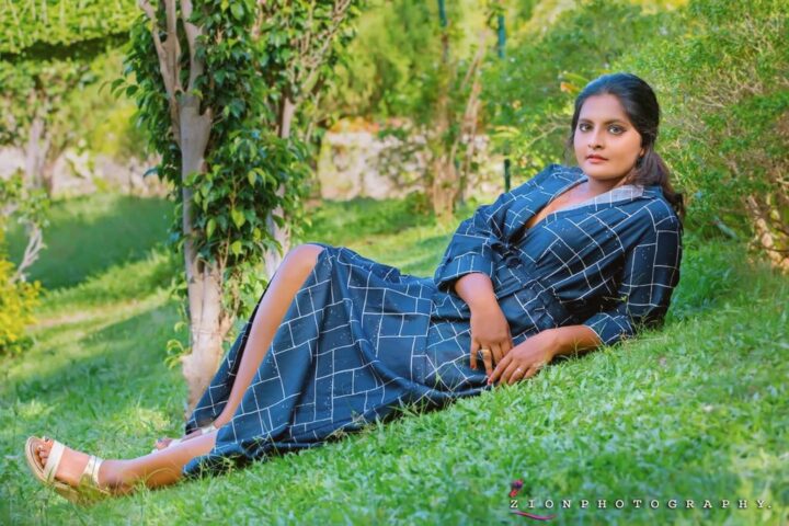 Pooja Ramakrishnan sizzling hot photoshoot stills