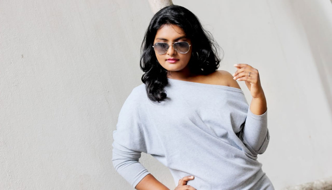 Pooja Ramakrishnan sizzling hot photoshoot stills