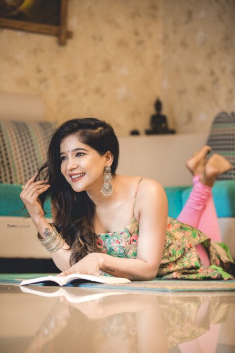 Sakshi Agarwal in ethnic style photoshoot stills