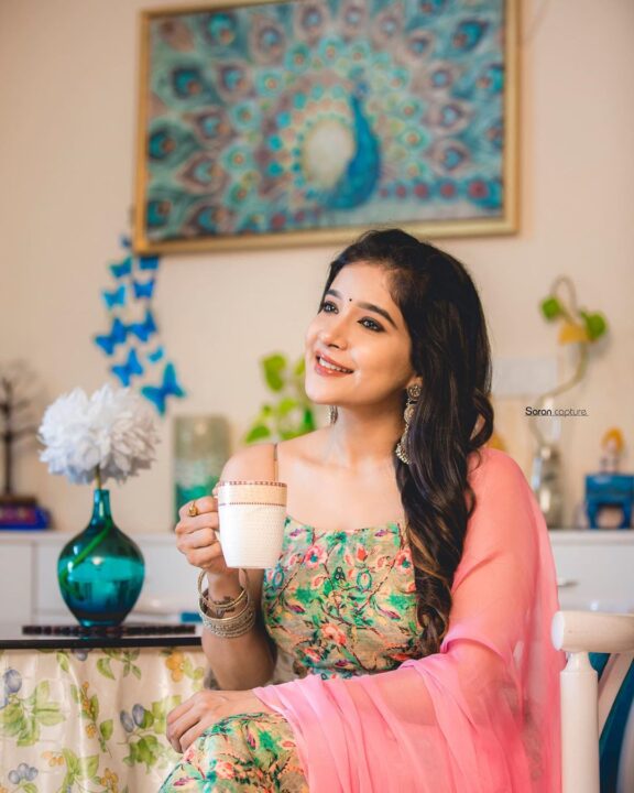 Sakshi Agarwal in ethnic style photoshoot stills