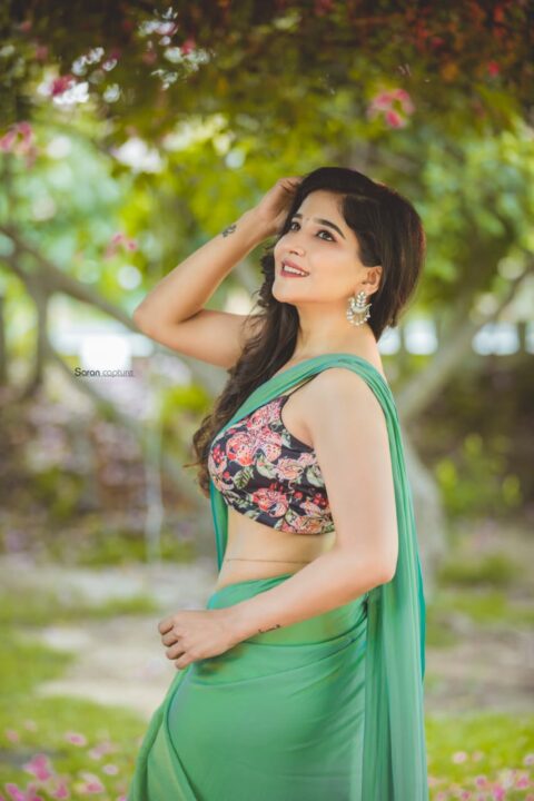 Sakshi Agarwal hot stills in green saree