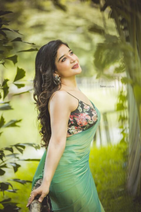 Sakshi Agarwal hot stills in green saree