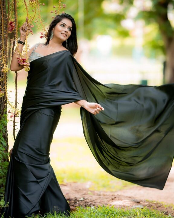 Tamil actress Subalakshmi Rangan in black saree photos