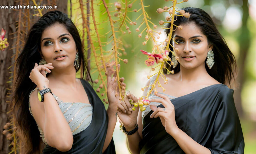 Tamil actress Subalakshmi Rangan in black saree photos