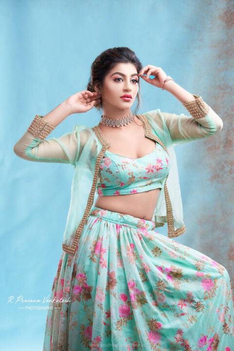 Yashika-Aannand-3