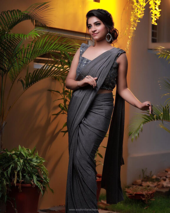 Malavika Sreenath photoshoot stills in saree