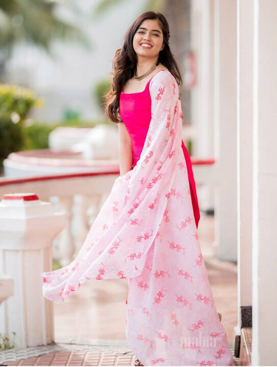 Amritha Aiyer beautiful stills in pink salwar