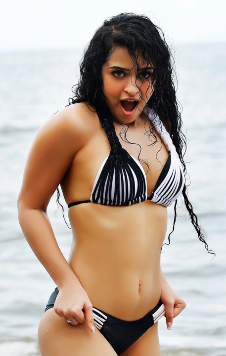 Image x on X: Actress Apsara Rani Hot Photos - Thriller Heroine HD Pics &  Latest Images - Image X -  - #imgx #imagex #imgxin  #HindiActress  / X