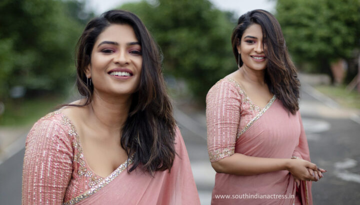 VJ Maheswari Chanakyan in peach colour saree photos