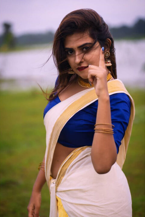 Parvathy Arun photoshoot stills in Kerala Saree