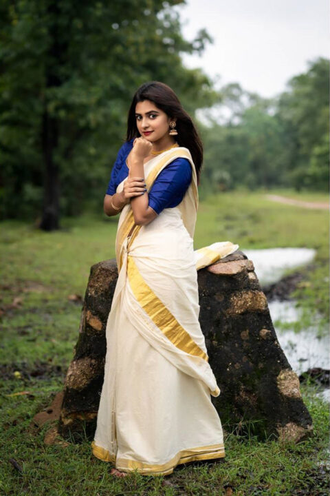 Parvathy Arun photoshoot stills in Kerala Saree