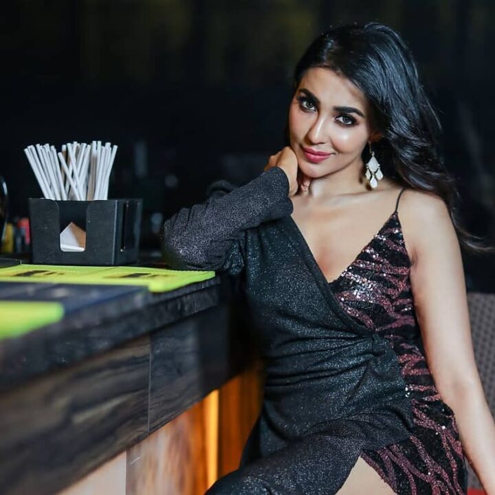 Parvati Nair hot stills at She Magazine award