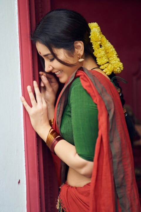 Raashi Khanna in traditional half saree stills