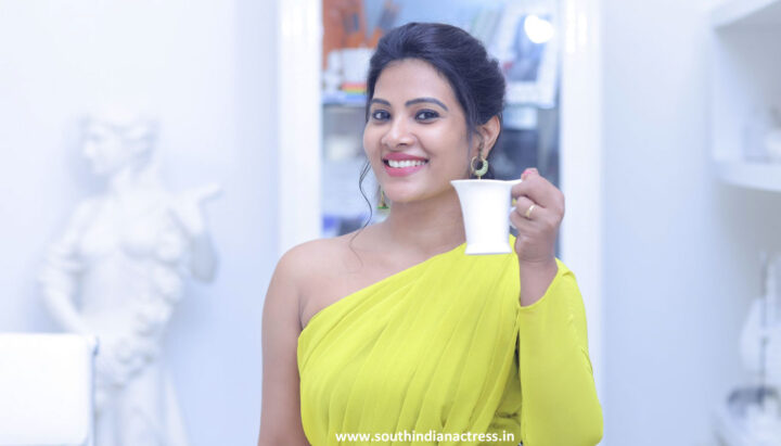 Dhivya Dhuraisamy latest photoshoot stills