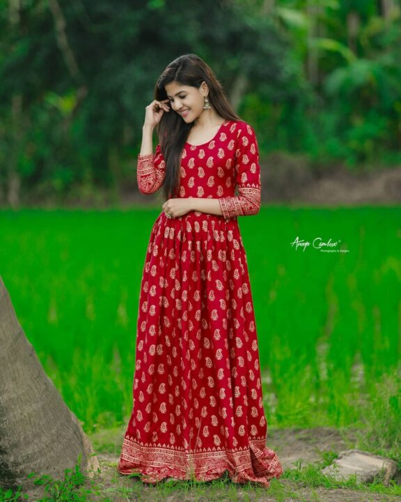 Kerala actress Krishnendhu Unnikrishnan in ethnic wear gown stills