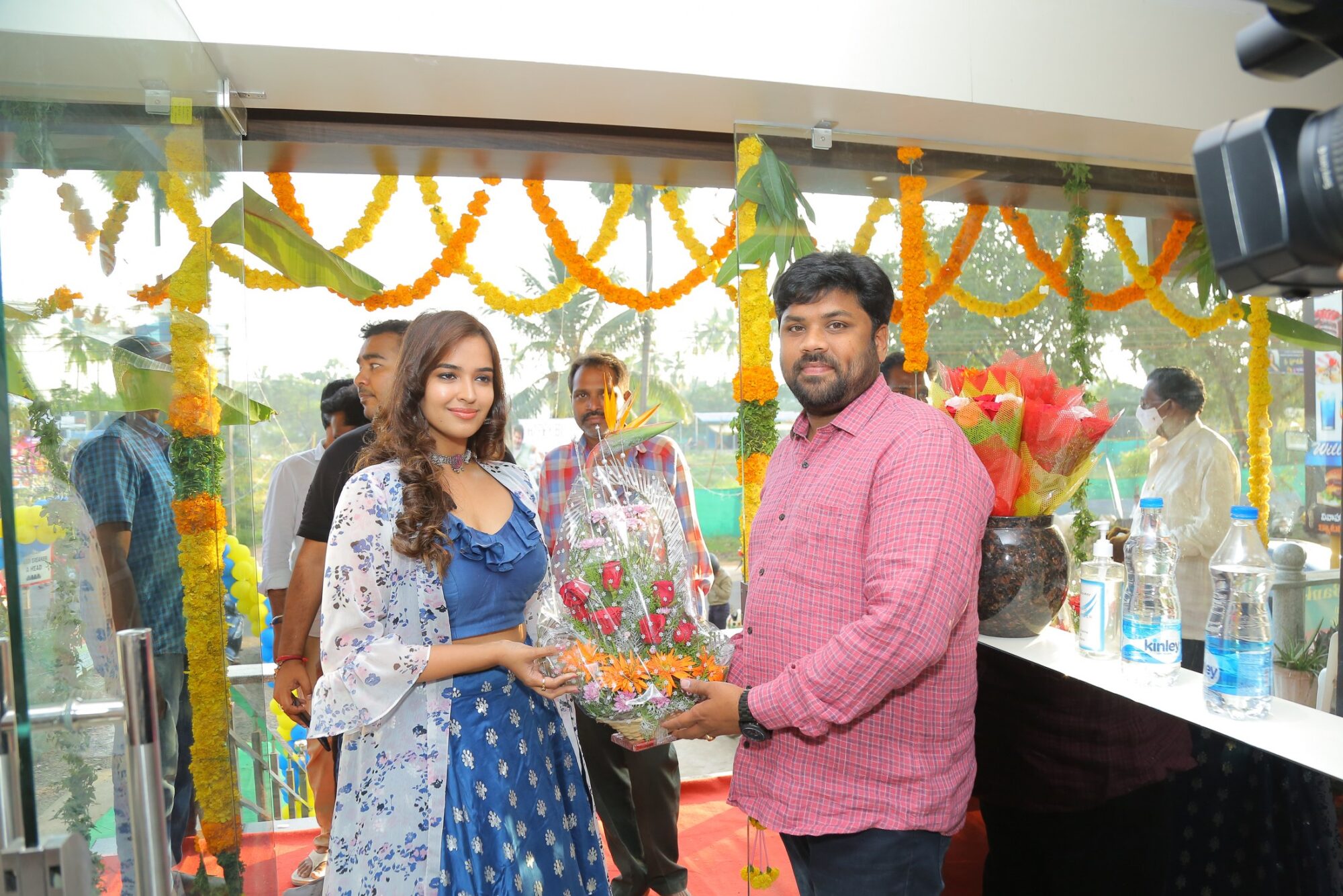 Pujitha Ponnada Inaugurates BeYou Salon at Bhimavaram