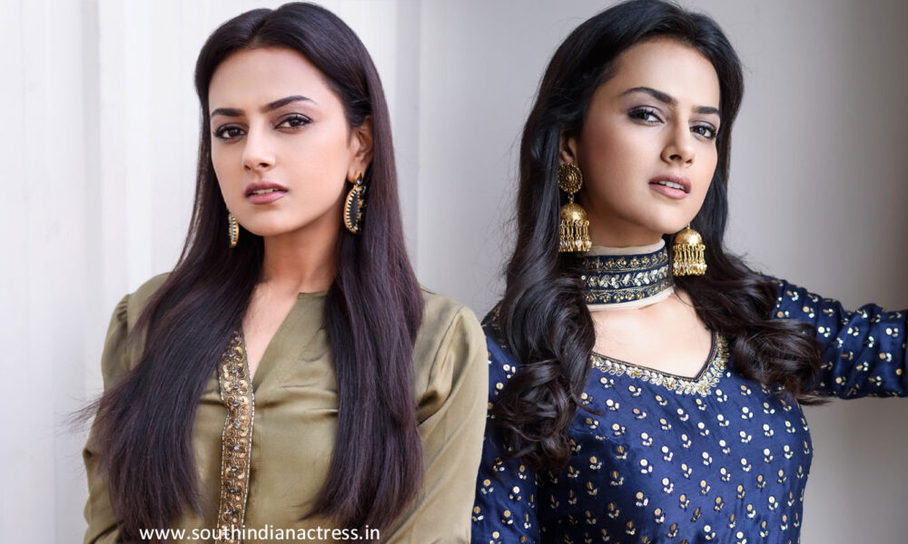 Shraddha Srinath to play an IAS officer in Malayalam movie