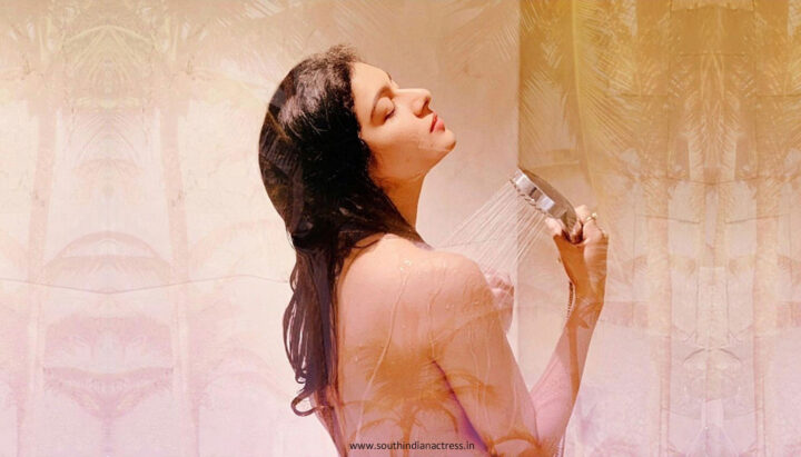 Akshatha Srinivas hot bubble bath photos