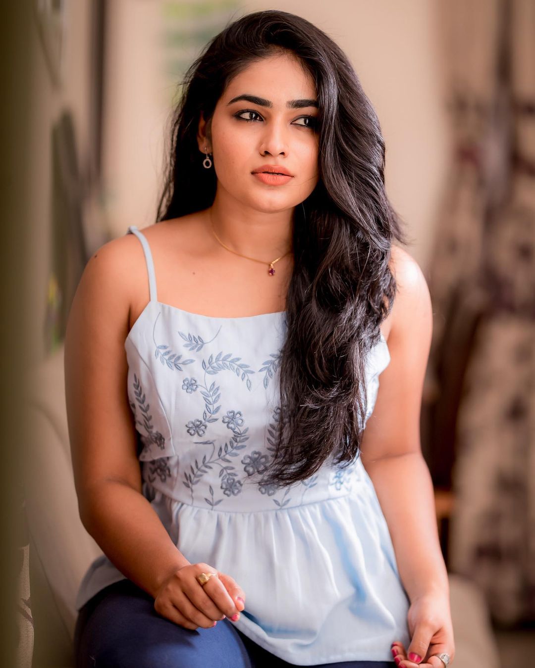 Shruthi Selvam latest photoshoot stills by Camera Senthil