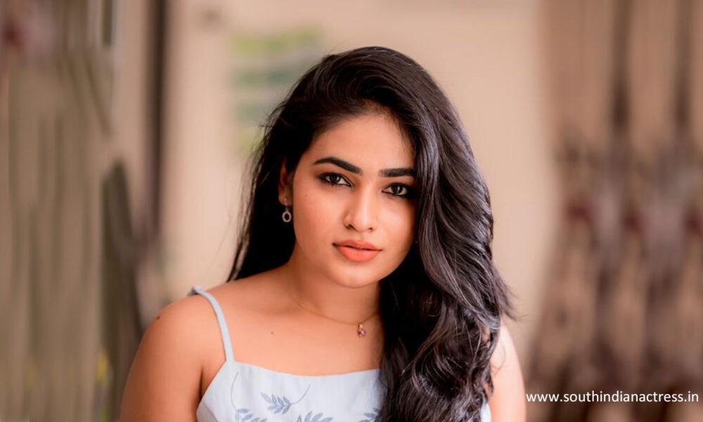 Shruthi Selvam latest photoshoot stills by Camera Senthil