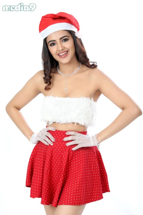 Malvika Sharma as Christmas girl photoshoot stills
