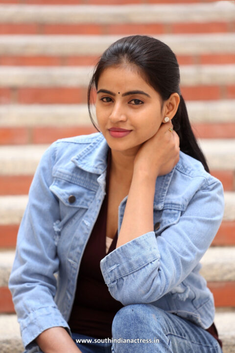 Naveena Reddy latest stills at her upcoming movie opening