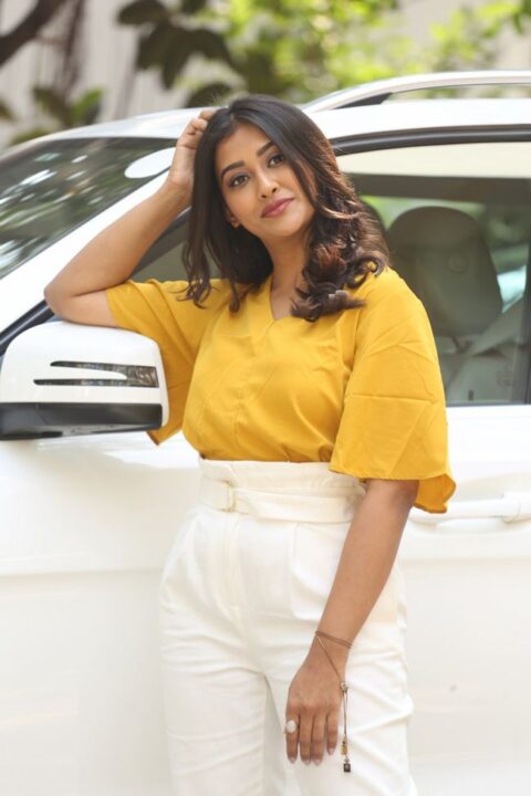 Pooja Jhaveri at Bangaru Bullodu Movie Interview