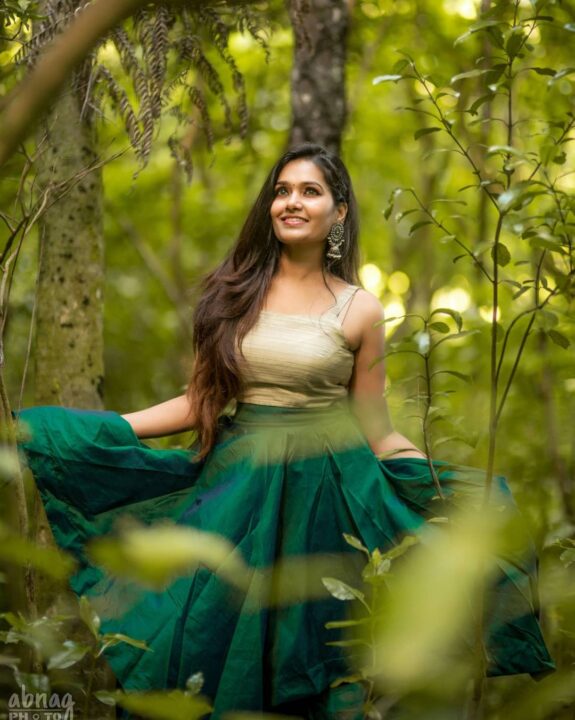 Suganya Subramaniyan latest photoshoot stills