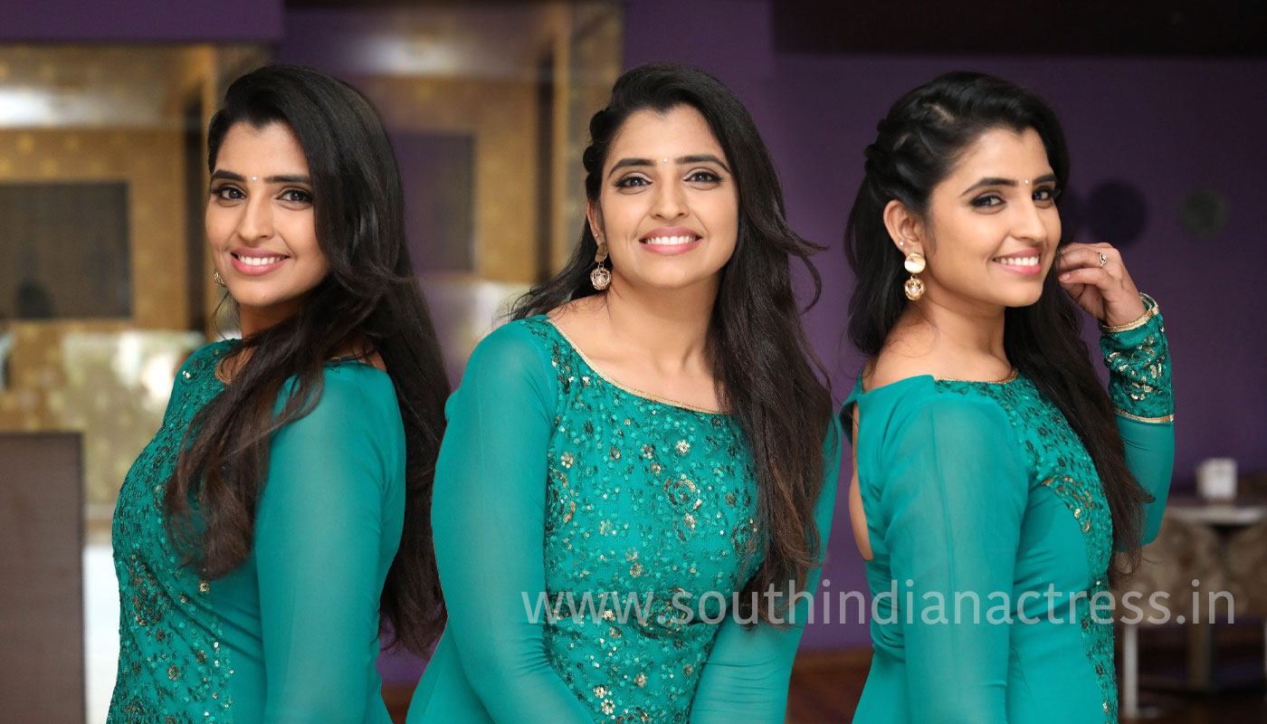 Anchor Syamala Latest Glamour Stills in Teal Blue Slit Dress