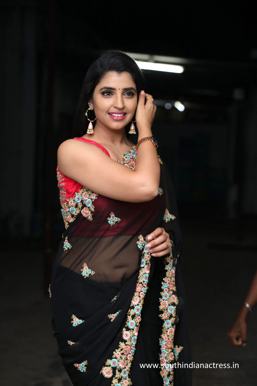 Anchor Syamala hot navel stills in black saree - South Indian Actress