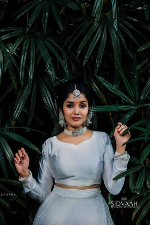 Anikha Surendran in bridal wear photoshoot stills