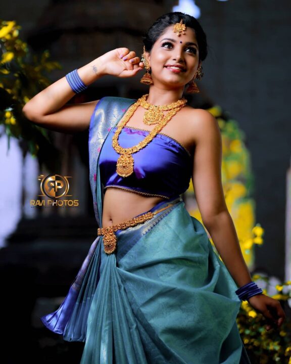 Madhunika Rajalakshmi in silk saree photoshoot