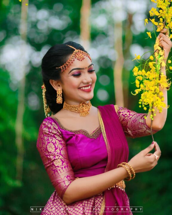 Shari Sathyan – Kerala Models Vishu 2021 photos