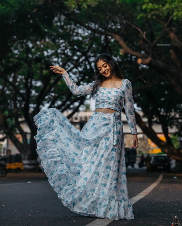 Athmika Sumithran beautiful photoshoot in pleated crop top