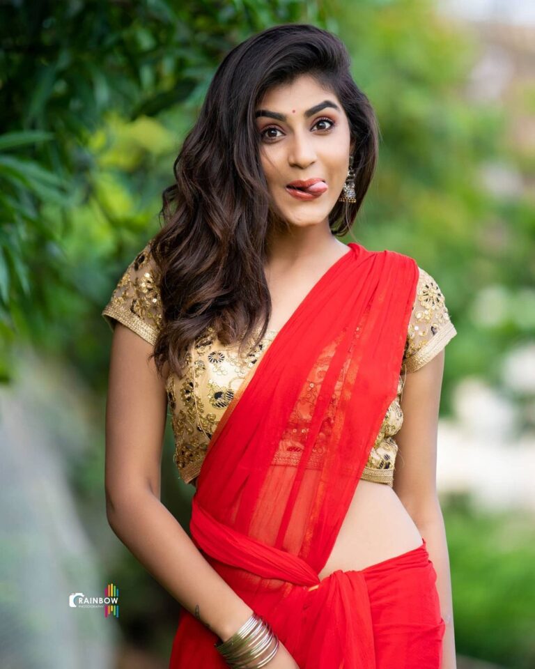 Kannada actress Divya Suresh in red saree photos - South Indian Actress