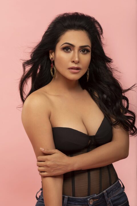 Nandini Rai hot photoshoot stills by Shareef Nandyala