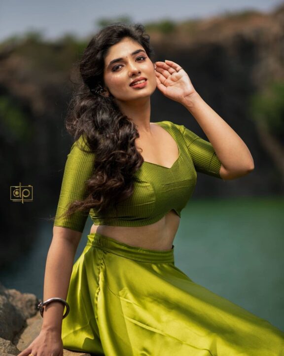 Pragya Nagra photoshoot stills in green outfit