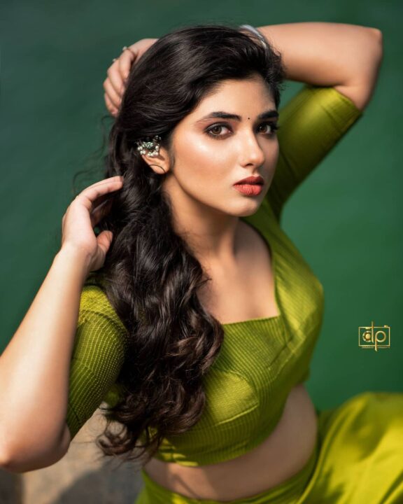 Pragya Nagra photoshoot stills in green outfit